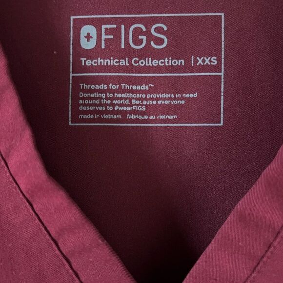 Figs Burgundy Scrub Top and Pants Set - XXS/XXSP - Picture 4 of 9